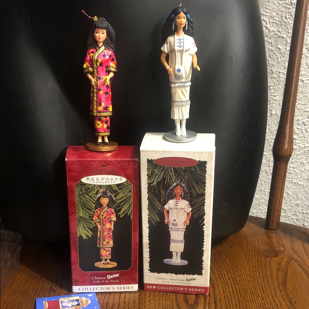 Barbie Pink and White International Dolls Collector Set